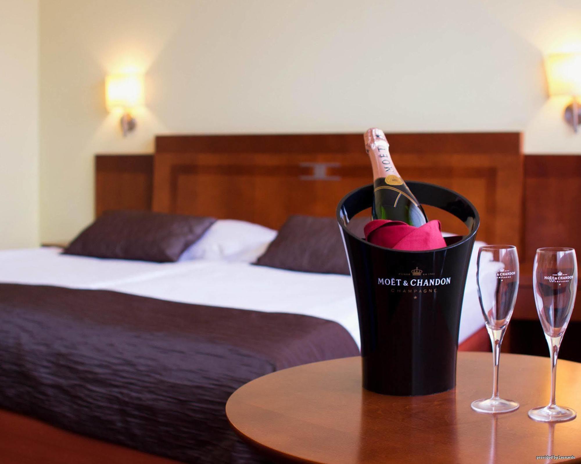 Luxury Family Hotel Bila Labut ปราก ห้อง รูปภาพ